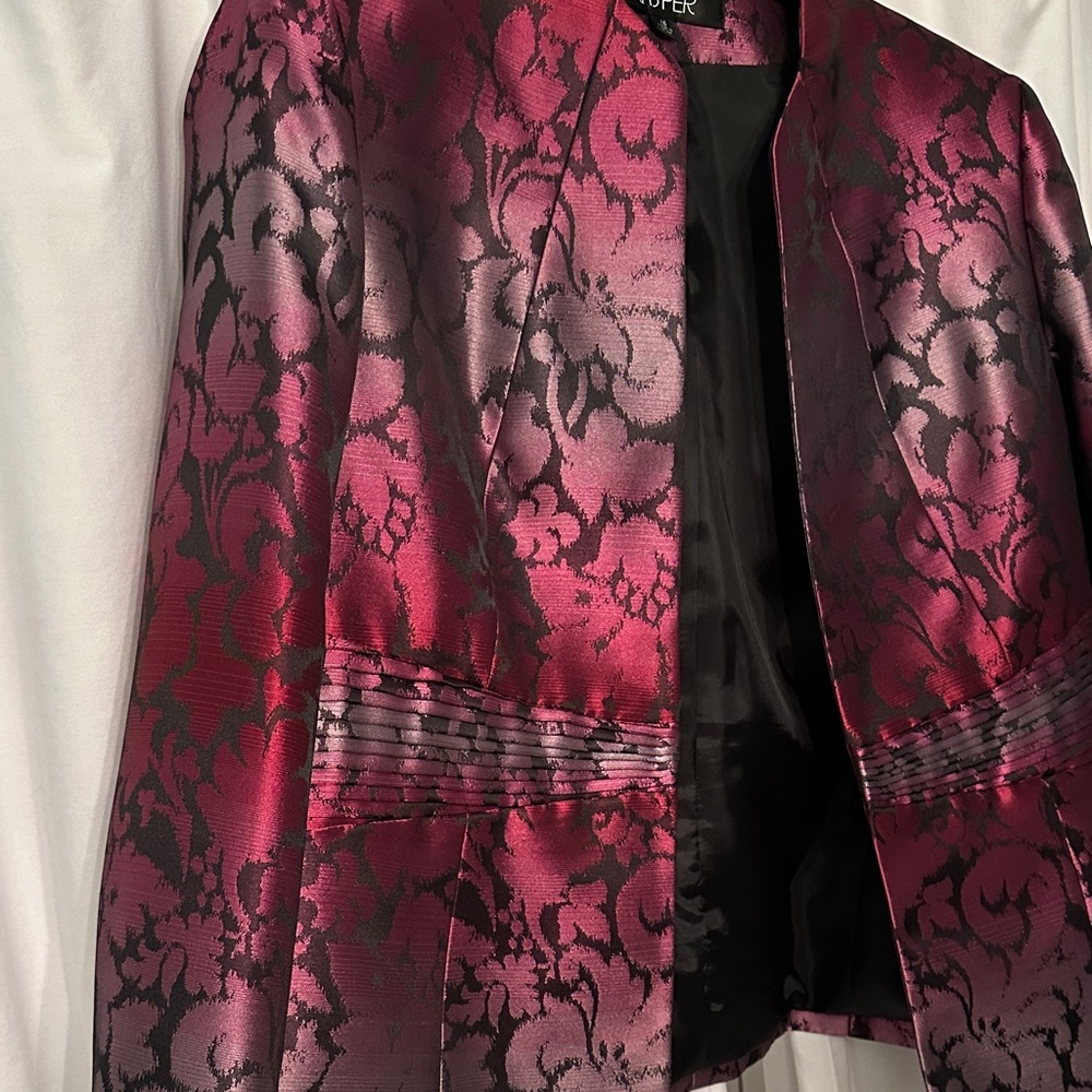 Kasper Pink and Black 3 Piece Women’s pant suit - Picture 8 of 10